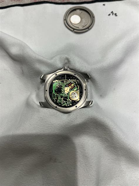 breitling replica battery replacement